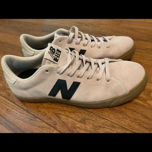 New BAlance Skate 210